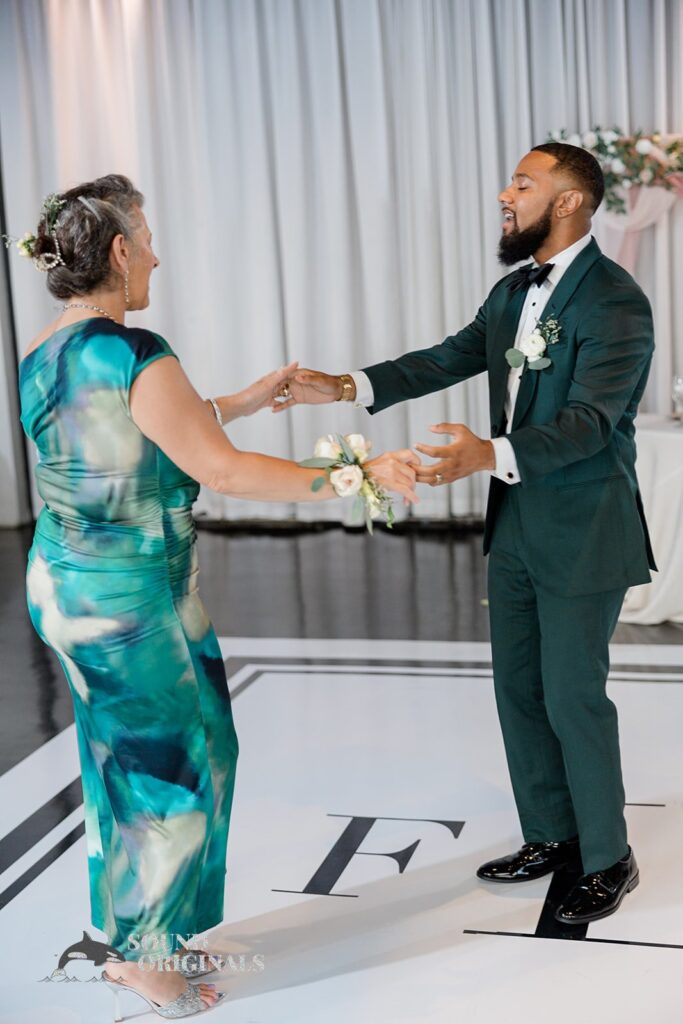 Grrom and mother dance at Briza on the Bay Wedding